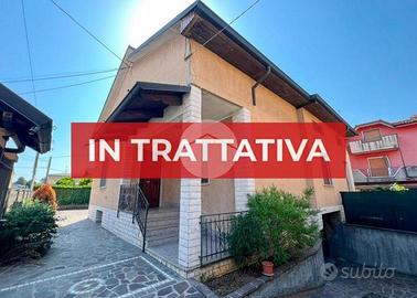 VILLA SINGOLA A CASTREZZATO