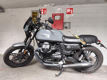 MOTO GUZZI V7 III STONE 2018