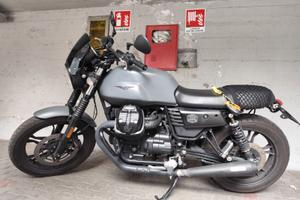 MOTO GUZZI V7 III STONE 2018
