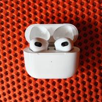 Apple - AirPods 3 (Terza generazione) 