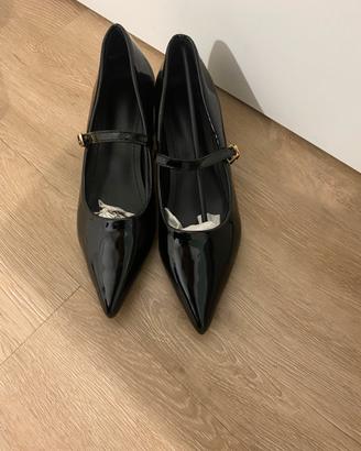 Mary jane in vernice nera n40 Nuove