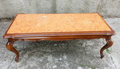 Tavolino stile cippendhal con marmo rosso verona