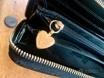 Moschino pochette vernice nera