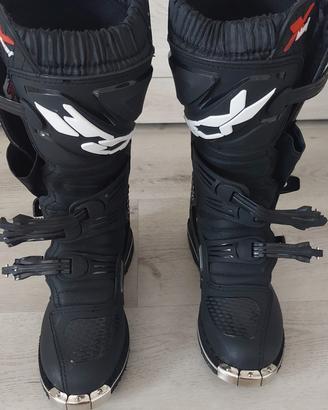 STIVALI ENDURO TCX