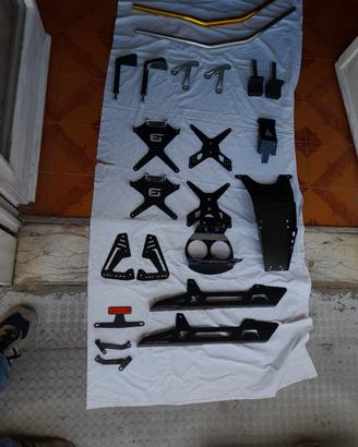 porta targa e accessori moto barracuda 