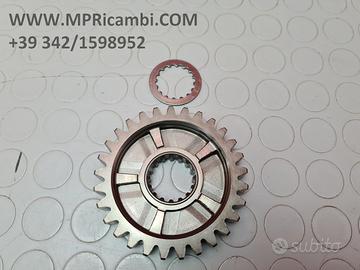 INGRANAGGIO  SUZUKI GSXR 750 2004 2005 GSXR750