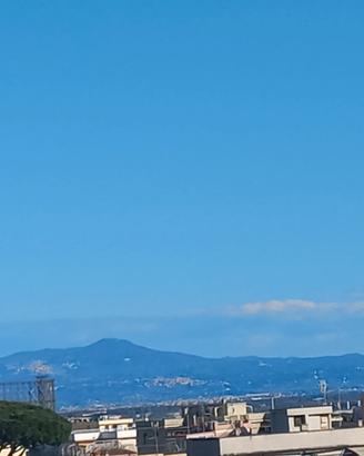 Ampio appartamento ultimo piano