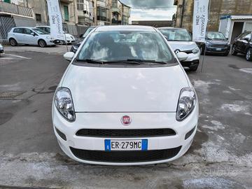 FIAT PUNTO BENZINA UNICOPROPRIETARIO ANNO 2013