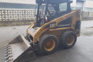 MINIPALA CATERPILLAR 216 + accessori