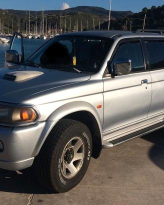 Pajero sport gls 2004