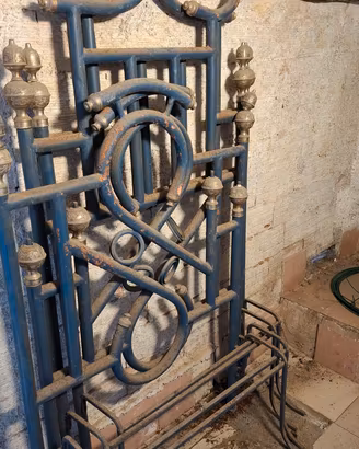 Letto antico dei primi del 900 in ferro battuto