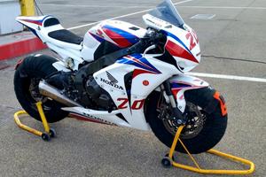 Honda cbr1000rr