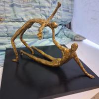 scultura in cartapesta