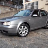 Volkswagen Golf IV Highline 1.6 5p 105cv Unipropri