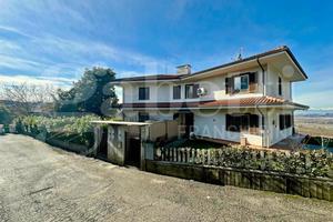 Casa Indipendente Verduno [Rif. 26005VRG]