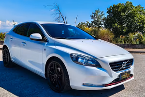 VOLVO V40 1.6 DIESEL 114 CV- OCEAN RACE- PERFETTA
