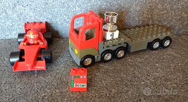 Lego Duplo 4694 Ferrari F1 Racing Team