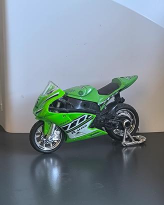 modellino moto scala 1:24