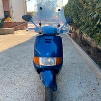 Scooter piaggio sfera 50