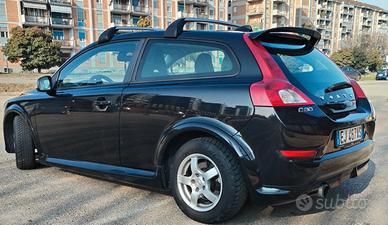 Volvo C30 R-DESIGN 