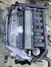 Motore BMW 520 bz E34 del 1993