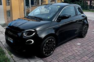 500e La Prima 49 kWh