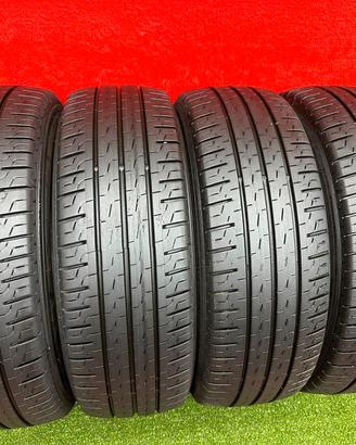 225 70 15C Gomme Estive 75% Pirelli 225 70R15C