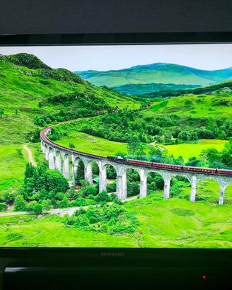 monitor samsung 4k 28 pollici