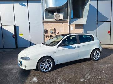 UNIPROPRIETARIO GPL/BENZINA