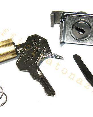 Serratura bloccasterzo - bauletto (guida 4mm lunga
