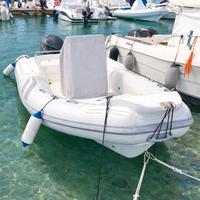 Gommone Colbac Marine ( leggermente trattabile )