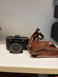 Vecchia macchina fotografica