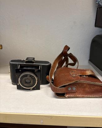 Vecchia macchina fotografica