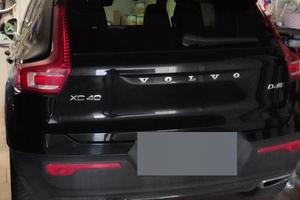 Volvo XC 40 stupenda, cerchi in legada 20 POLLICI
