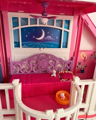Barbie : glam vacation house / + cuccia 