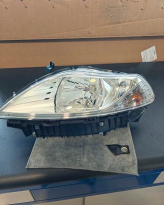 Faro Anteriore Sinistro Lancia Ypsilon 51850555