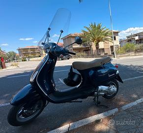 Piaggio Vespa LX 150