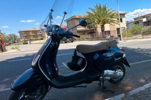 Piaggio Vespa LX 150