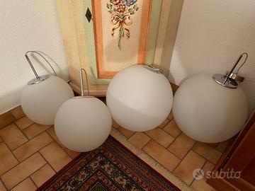 Lampadari a sfera bianchi