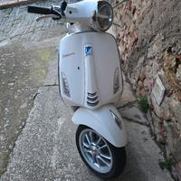 Vespa Primavera 150 ABS
