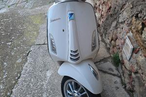 Vespa Primavera 150 ABS