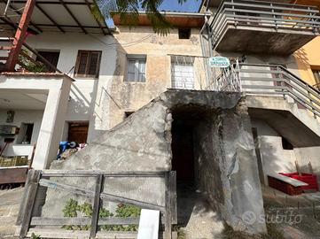 PALAZZINA A VEROLI