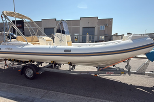 GOMMONE NUOVA JOLLY 670 EXCLUSIVE