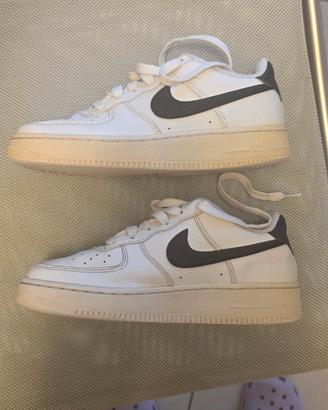 Scarpe Nike Air Force One n. 35.5