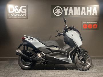 Yamaha X-Max 300 Tech Max