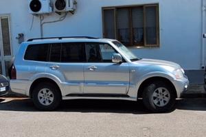 PAjERO V60 autocarro