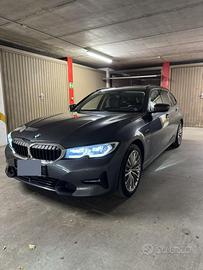 BMW 330e xdrive 292cv senza superbollo