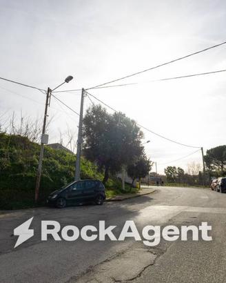 Terreno di 1000 m² a Caraffa di Catanzaro