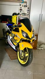 Honda CBR rossi replica