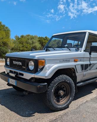 Toyota Land Cruiser BJ73 1987
